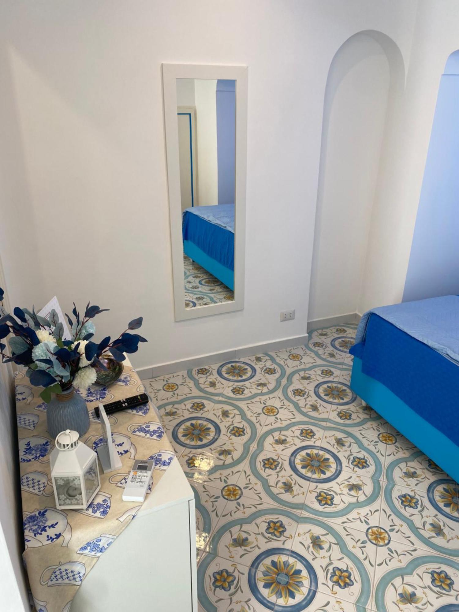 La Piccola Suite 阿纳卡普里 外观 照片